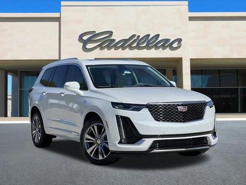 2025 Cadillac XT6 Premium Luxury FWD