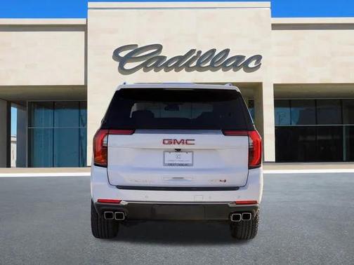 2025 GMC Yukon 4WD AT4