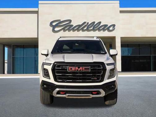 2025 GMC Yukon 4WD AT4