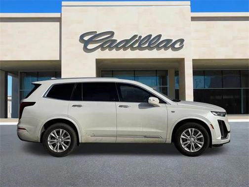 2023 Cadillac XT6 Luxury FWD