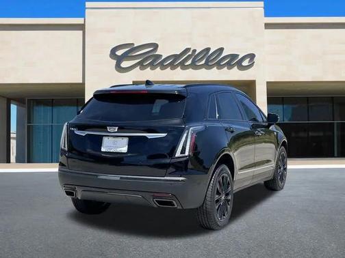 2025 Cadillac XT5 Sport