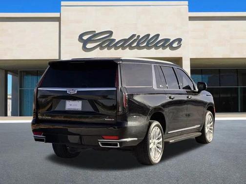 2023 Cadillac Escalade ESV Luxury