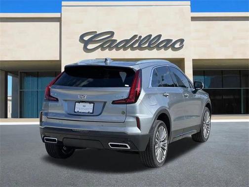 2025 Cadillac XT4 Premium Luxury
