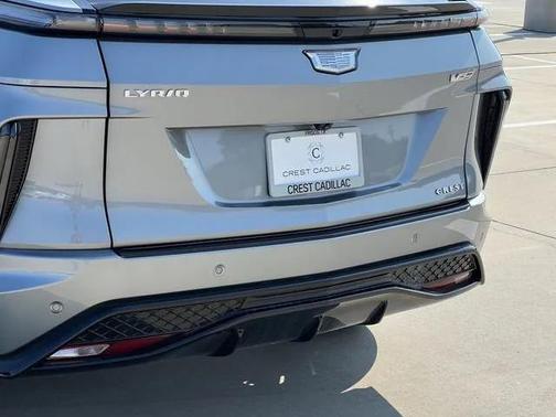 2026 Cadillac LYRIQ V Premium