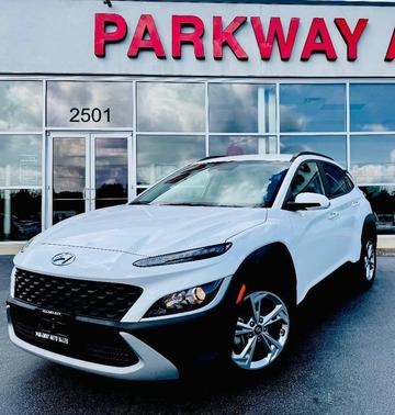 2023 Hyundai KONA SEL