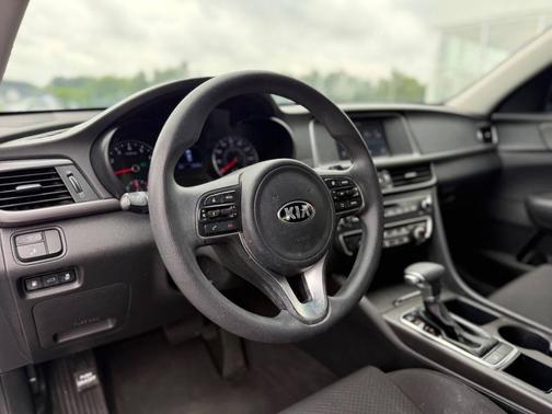 Titanium Silver 2018 Kia Optima LX