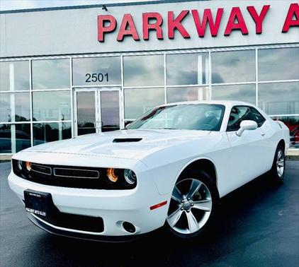 2022 Dodge Challenger SXT