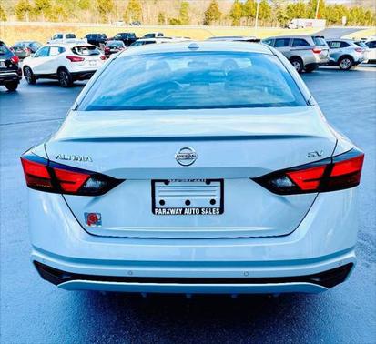 2022 Nissan Altima 2.5 SV