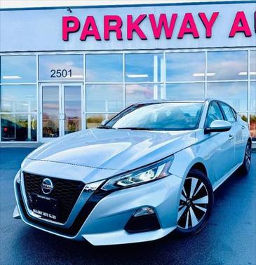 2022 Nissan Altima 2.5 SV