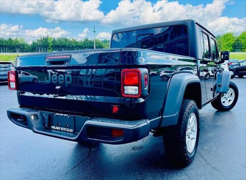 2023 Jeep Gladiator Sport S