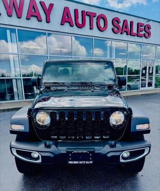 2023 Jeep Gladiator Sport S