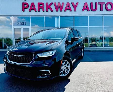 2023 Chrysler Pacifica Touring L