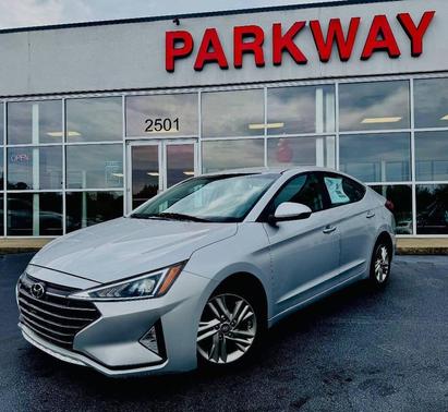 2019 Hyundai ELANTRA SEL