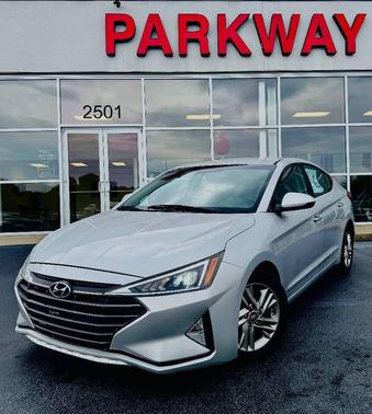 2019 Hyundai ELANTRA SEL