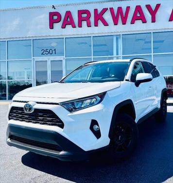 2020 Toyota RAV4 XLE