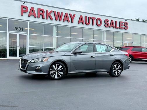 Gun Metallic 2022 Nissan Altima 2.5 SV