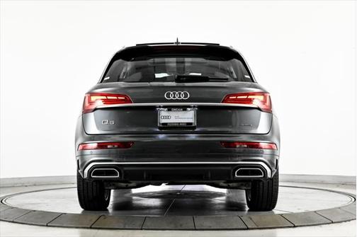 2025 Audi Q5 Premium Plus 45 TFSI S line quattro S tronic
