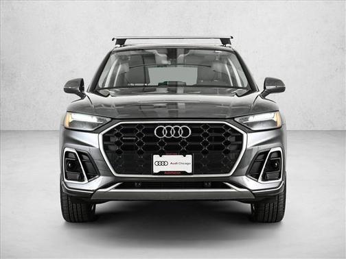 Daytona Gray Pearl Effect 2023 Audi Q5 e 55 S line quattro Premium