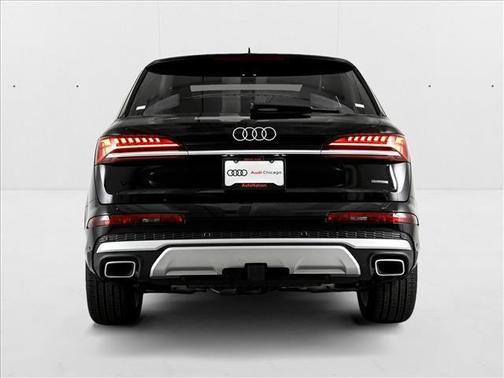 2025 Audi Q7 55 Prestige