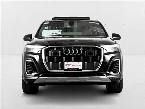 2025 Audi Q7 55 Prestige