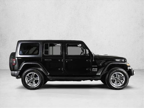 Black Clearcoat 2018 Jeep Wrangler Unlimited Sahara
