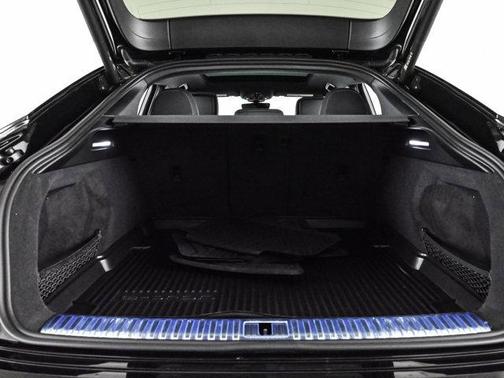 2023 Audi e-tron S line Premium