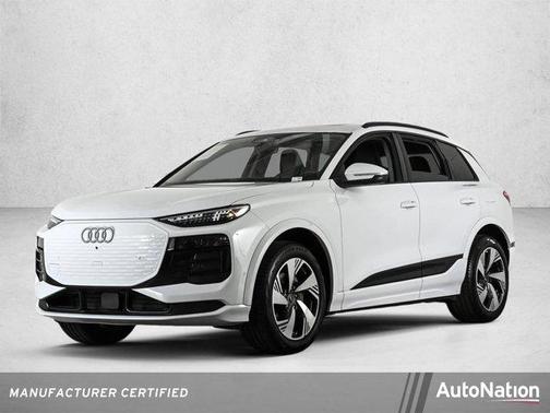 Glacier White Metallic 2025 Audi Q6 e-tron Premium