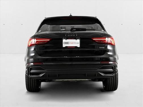 2025 Audi Q3 45 S line Premium