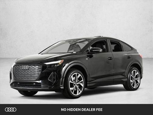 Mythos Black Metallic 2023 Audi Q4 e-tron 50 Premium