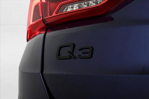 2025 Audi Q3 45 S line Premium