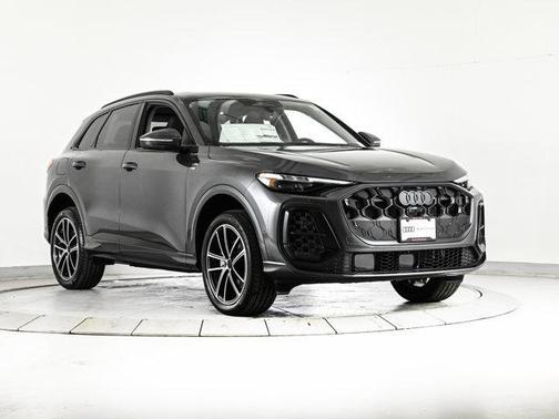 2026 Audi Q5 PLUS