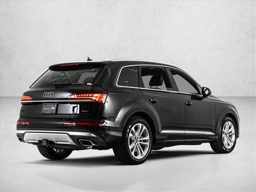 Mythos Black Metallic 2026 Audi Q7 PLUS
