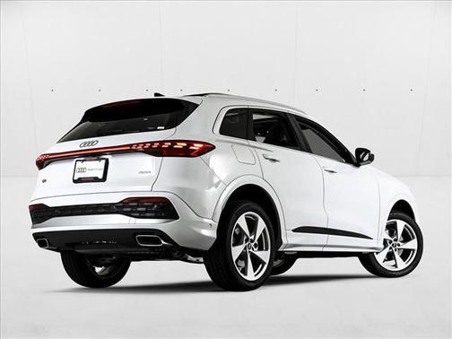 2025 Audi Q5 2.0T quattro Premium