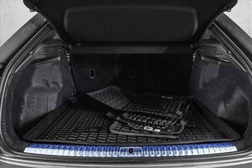 2024 Audi Q3 45 S line Premium