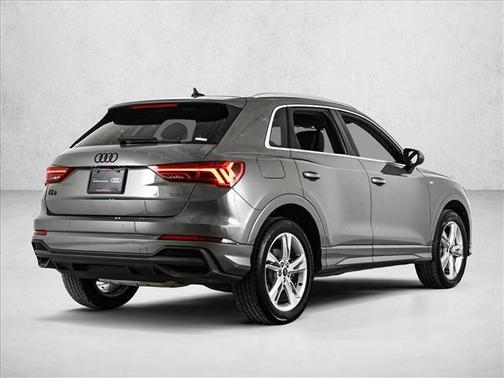 2024 Audi Q3 45 S line Premium