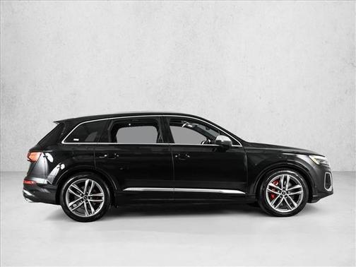 2025 Audi SQ7 4.0T Premium Plus