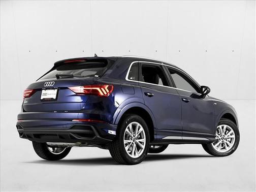 2025 Audi Q3 45 S line Premium