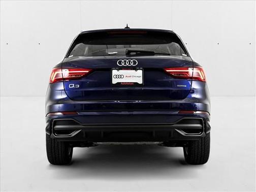 2025 Audi Q3 45 S line Premium