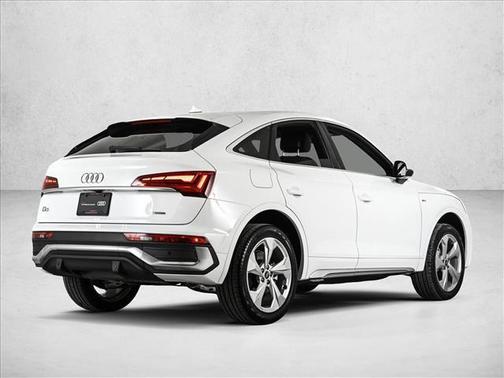 2025 Audi Q5 45 S line quattro Premium