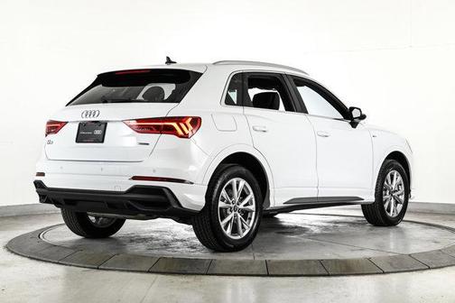 2025 Audi Q3 45 S line Premium