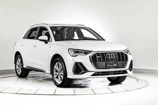 2025 Audi Q3 45 S line Premium