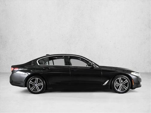 2022 BMW 530 i xDrive