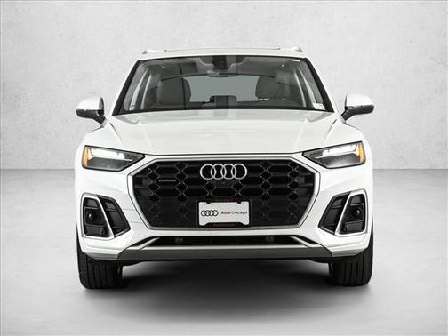 Ibis White 2023 Audi Q5 45 S line Premium Plus