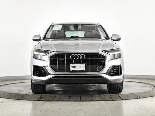 2022 Audi Q8 Premium