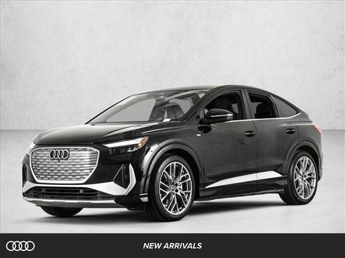 Mythos Black Metallic 2025 Audi Q4 e-tron 55 quattro Premium