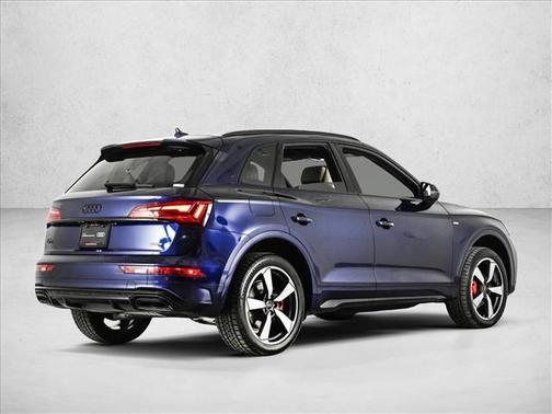 Navarra Blue Metallic 2024 Audi Q5 45 S line quattro Premium