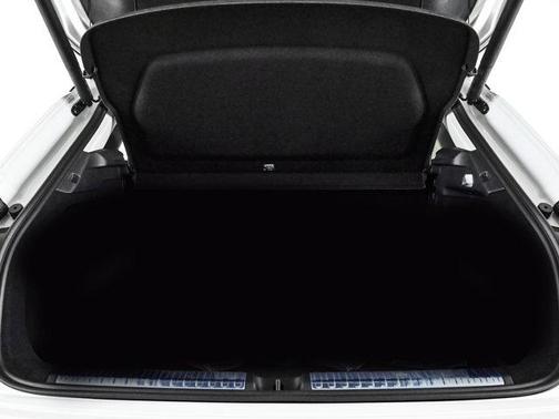 Glacier White Metallic 2026 Audi Q3 S line