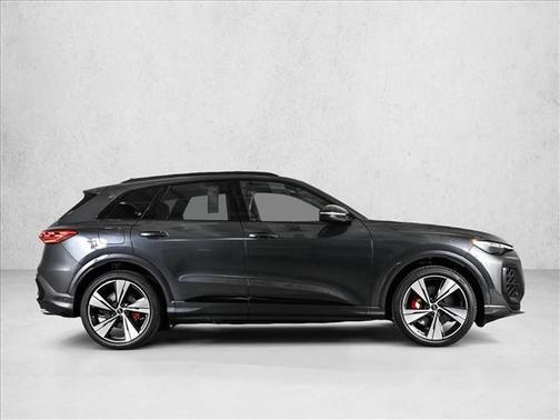 Tambora Flame 2026 Audi SQ5 3.0T Premium Plus