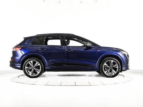 2024 Audi Q4 e-tron 50 Prestige