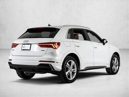 2020 Audi Q3 45 S line Premium